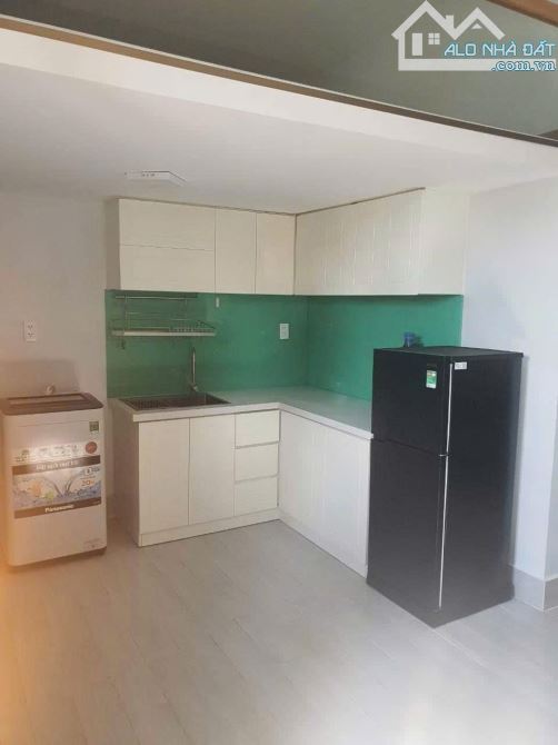 TOÀ CHDV TRẦN BÁ GIAO - 6 TẦNG BTCT 10PN - NGANG 5.5M THANG MÁY - THU 60TR/TH - GIÁ 20.X T - 7