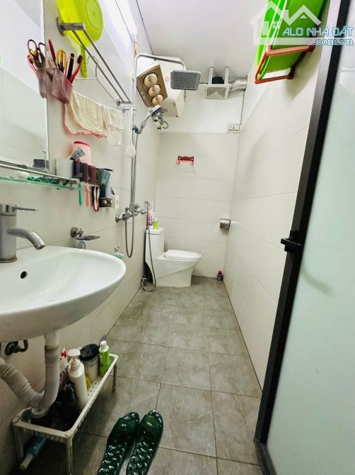 🚀🚀 NHÀ ĐẸP PHỐ VĨNH HƯNG GẦN PHỐ 32m2 *3 TẦNG *2 NGỦ GIÁ 2,9 TỶ - 7