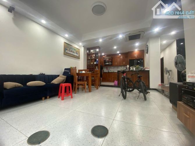 Biệt thự HXH Hoàng Văn Thụ, DT 83m2(7.5x13.5) 5 tầng thang máy, hồ cá Koi,gía còn 18 tỷ TL - 7