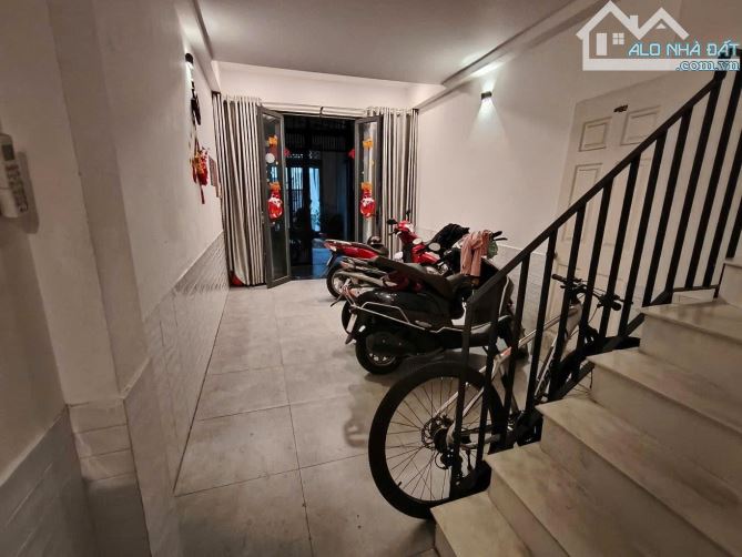 Nhà đẹp Q.1 hẻm thông Trần Khắc Chân 5 tầng, 46m2, nhỉnh 9 tỷ HĐ thuê 23tr/tháng - 7