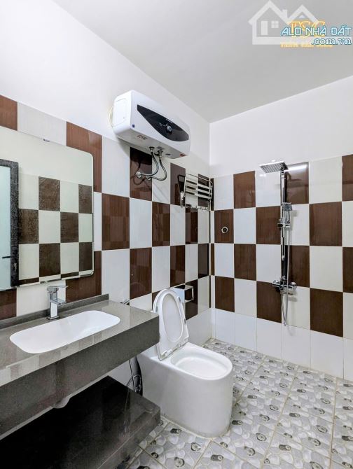 Bán nhà  Nguyễn Văn Linh , Vĩnh Niệm , Lê Chân . 4,5 tỷ , 5 tầng , 48m . - 8