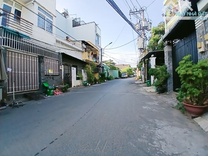 BIỆT THỰ SANG XỊN MỊN - 2 MẶT TIỀN - TĂNG NHƠN PHÚ A, TĐ. 171M2 2 TẦNG NHỈNH 12 TỶ TL - 8