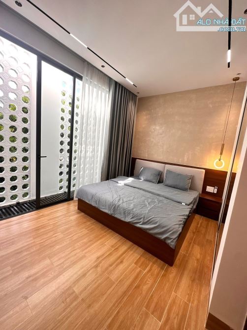 Nhà đẹp 3 tầng, phong cách hiện đại Kiệt Ô Tô 410 Tôn Đức Thắng , Liên Chiểu. - 8
