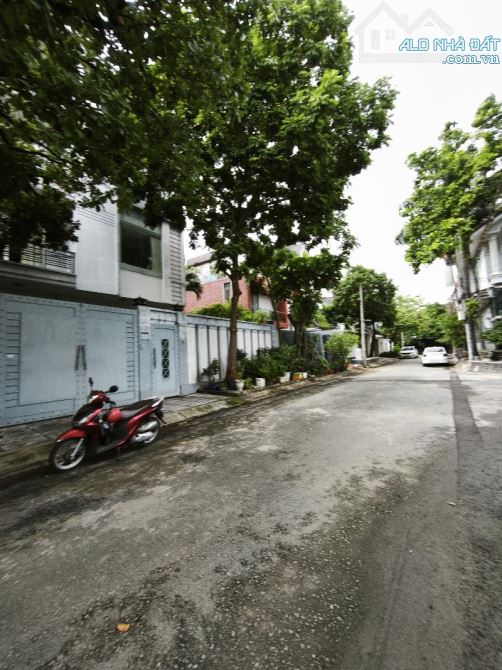 BÁN NHÀ BIỆT THỰ  4 TẦNG, KHU DÂN CƯ PHÚ NHUẬN, THỚI AN, QUẬN 12, DT 240M² (12×20) - 8