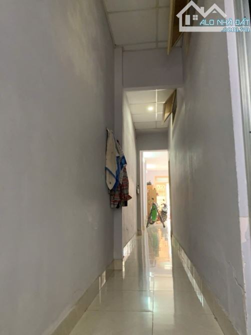 BÁN GẤP NHÀ, THỚI AN 11 Quận 12, VỊ TRÍ ĐẸP, DT100M² (4 × 25), GIÁ SIÊU RẺ, CHỈ 5.699 TỶ - 8