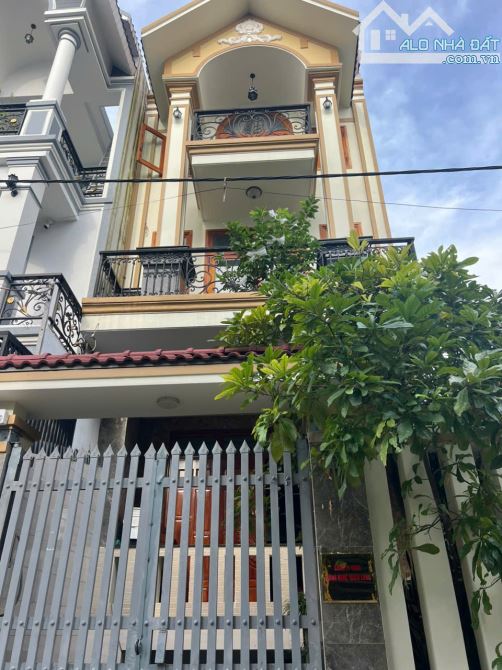 SIÊU PHẨM NHÀ ĐẸP - 5 TẦNG - LINH ĐÔNG - GIÁ TỐT - 8