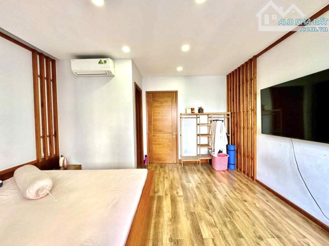 Bán nhà Phú Nhuận - xe hơi thông - nở hậu 6m - 73m2 - 5 tầng - 11