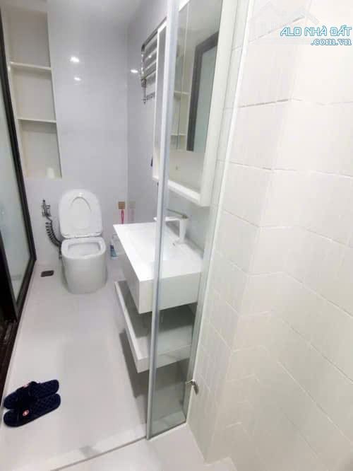 Phố Chợ Khâm Thiên - Đống Đa- Hà Nội - 30m2 - 5 tầng - 9 tỷ - 8