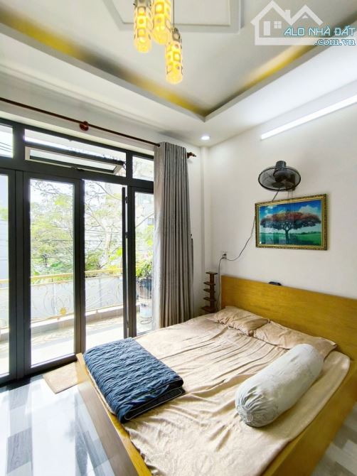 NHÀ LONG TRƯỜNG QUẬN 9 – 70M² – ĐƯỜNG 9M Ô TÔ ĐỖ – 5.XTỶ - 8
