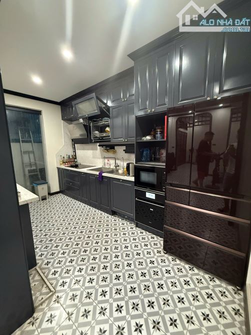 Bán nhà căn góc 2MT phố Tô Vĩnh Diện. 90m, 5 tầng, MT7.5m, giá 22.38 tỷ còn thương lượng - 8