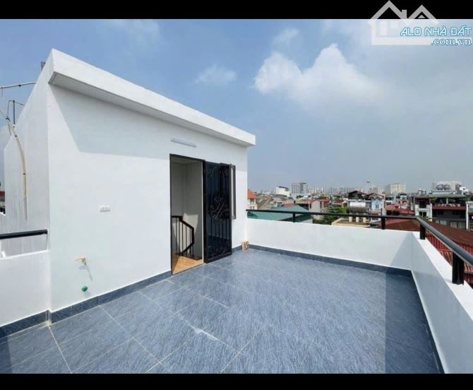 SÀI ĐỒNG – NHÀ 5 TẦNG CÓ SÂN VƯỜN RIÊNG – GIÁ CỰC MỀM – 6,8 TỶ - 8
