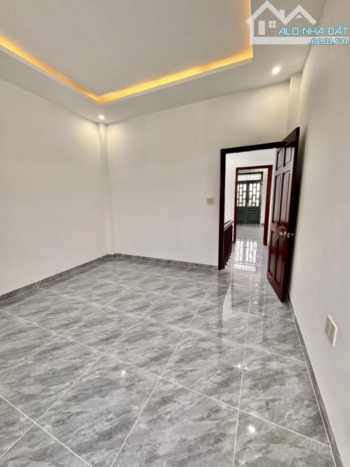 BÁN NHÀ 3 TẦNG ĐÚC HẺM XE HƠI NGUYỄN THỊ BÚP Q12 GIÁ RẺ 5,9 TỶ DIỆN TÍCH 125M2 (4x31) - 8