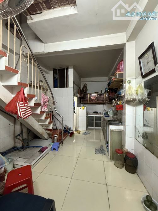 BÁN NHÀ RIÊNG CHÍNH CHỦ 54m2 ,3 TẦNG 5PN - HẺM 5M THÔNG DƯƠNG BÁ TRẠC Q8 ,GIÁ 6,9 TỶ - 8