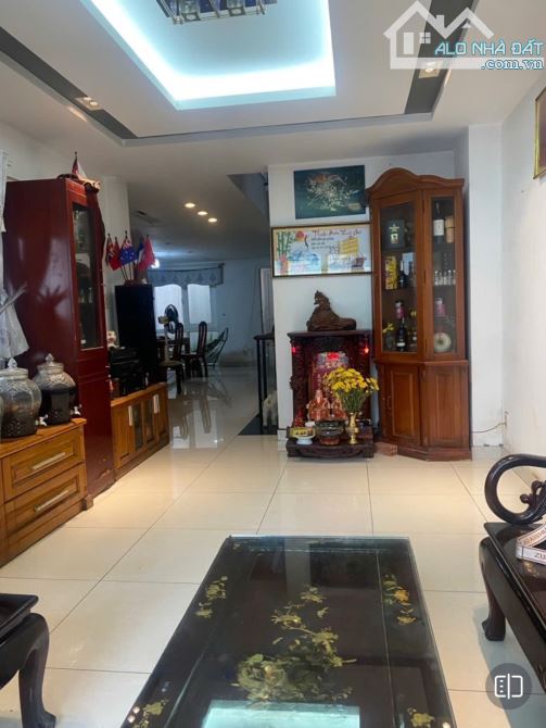 GẤP bán nhà hẻm 656 Quang Trung ngang 7m 126m2 4 tầng có gara gần chợ đêm HTT chỉ 17.8 tỷ - 8