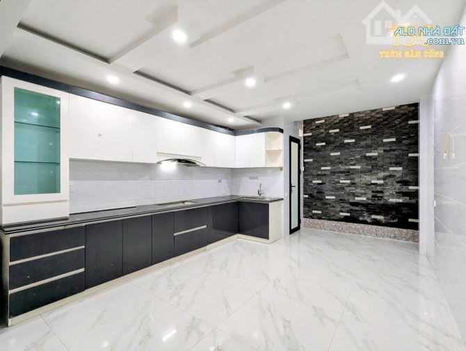 Nhà 50m2, 4.5 tầng oto đậu cửa ngay đêm, chỉ về ở đường Nguyễn Văn Linh( ngã tư Phúc Tăng) - 9