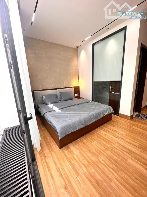 Nhà đẹp 3 tầng, phong cách hiện đại Kiệt Ô Tô 410 Tôn Đức Thắng , Liên Chiểu. - 9