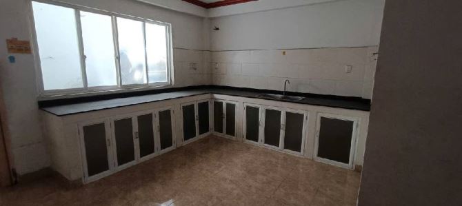 🏘 Bình Đông, P13, Q8. DT 4,5 x 18, 5 tầng  Giá 8,3 tỷ TL.  💫 DT 80m², dde.be - 9 PHÒNG - 9