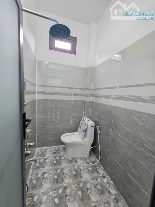 2,55Tỷ TL🔥Bán nhà 130m2 Sổ Riêng, Cấp 4 Gác Lửng, Sân xe tải, p.Thái Hòa, Tp.Tân Uyên - 9