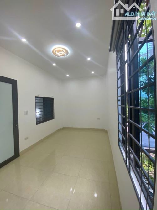 Bán nhà ngõ phố Nguyễn Thị Duệ, ph Lê Thanh Nghị, TP HP mới, 50m2, 3 tầng, mt 5.29m, 2.59 - 9