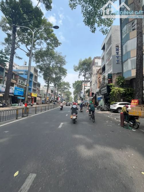 NHÀ ĐẸP NỞ HẬU LÊ HỒNG PHONG Q10 - 4 TẦNG KIÊN CỐ - VỪA Ở VỪA CHO THUÊ - CHỈ 6.8 TỶ!