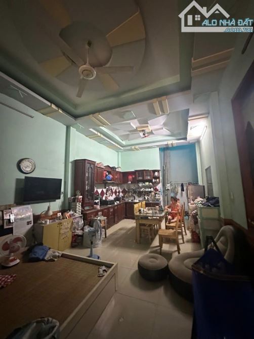 Nhà 3 tầng Mặt tiền đường TCH13, phường TCH, Q12, dt 91,5m2 (4mx22m) Đường 15m, 7,9Tỷ