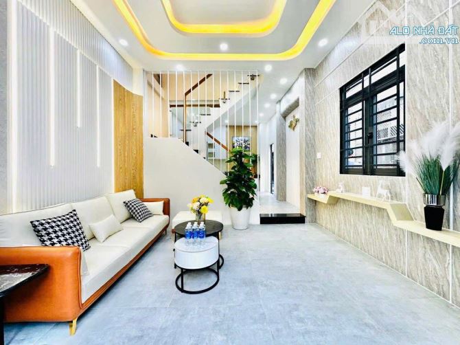 7.2 Tỷ- 3 Tầng Ngã Tư Thủ Đức 4pn nhà mới ở ngay - 4