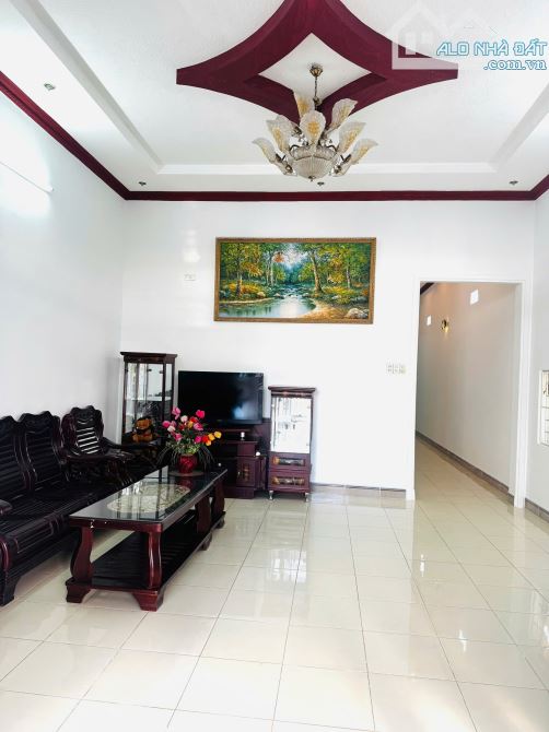 nhà đẹp thị trấn diên khánh hướng đông nam