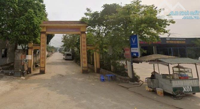 Bán 400m2 đất mặt đường vào khu Tái Định Cư Đồng Doi