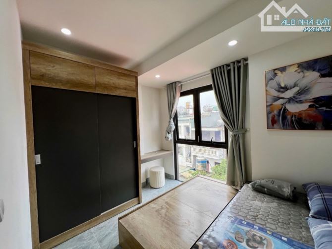 Cần bán CHDV Đường Láng quận Đống Đa - Dòng tiền 80tr/ tháng - chào giá 18.5 tỷ có TL.SDCC