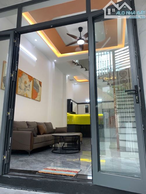 NHÀ 2 TẦNG KIÊN CỐ NỘI THẤT ĐẦY ĐỦ KIỆT HÀ HUY  TẬP - THANH KHÊ
