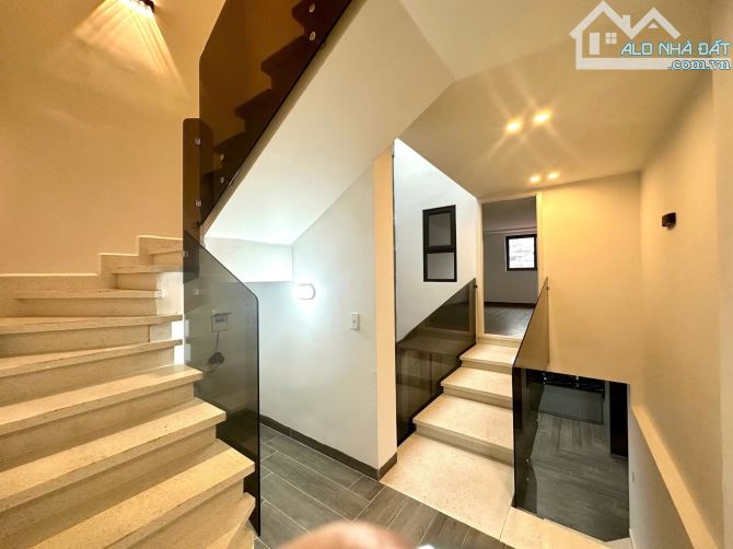 Bán nhà 4 ,5 tầng tại Trần Nhật Duật , Cầu Đất , Ngô Quyền  Giá 5,5 ty