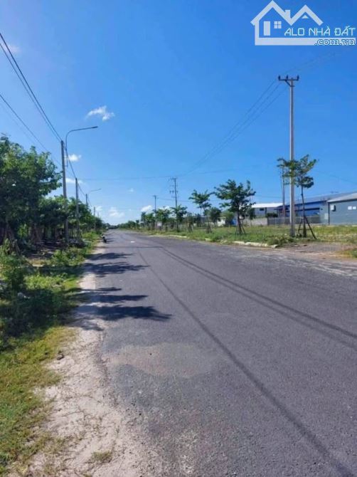 Bán Đất Mặt Tiền Đường Trường Chinh – Thị Trấn Ái Tử, Quảng Trị đường 23m-12xx