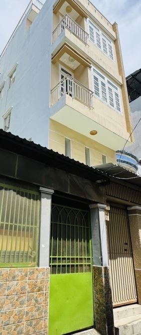 HẼM TO TÔN ĐẢN P15 Q4 - QUY HOẠCH TƯƠNG LAI LÀ NHÀ NGAY MẶT TIỀN LỚN
