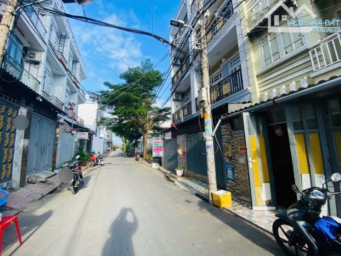 Nhà đồng sở hữu đối diện khải hoàn land tương lai lời to.