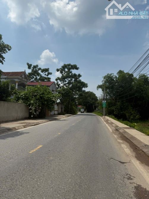 CẦN BÁN LÔ ĐẤT 80M MT 5,35M MẶT ĐƯỜNG TL 261 PHƯỜNG PHỔ YÊN THÁI NGUYÊN GIÁ 1,8TỶ.