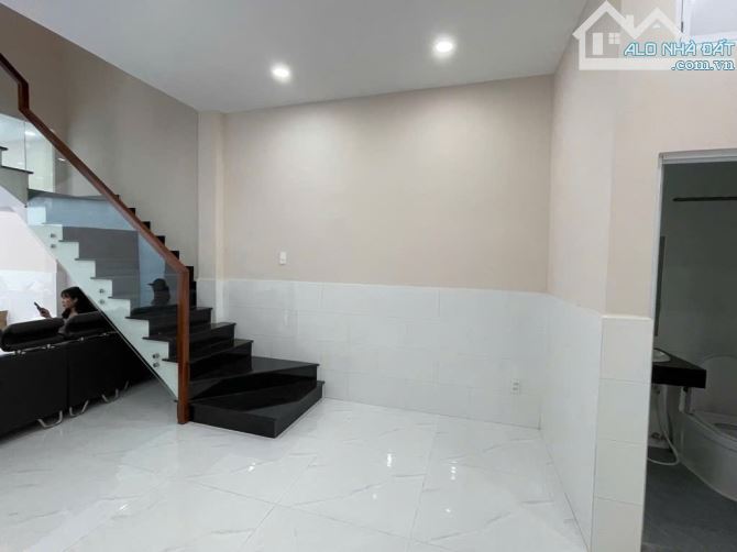 nhà đường ô tô khu vip -hiệp thành-dtsd 158.7m2, giá chỉ nhỉnh 5 tỷ