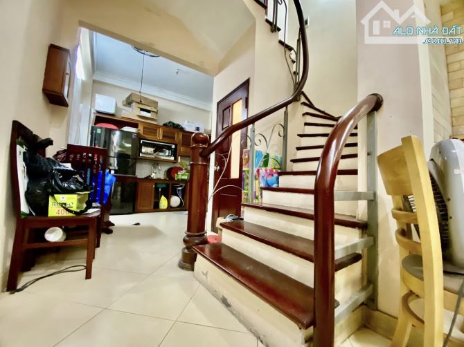 Bán nhà phố Mai Anh Tuấn kinh doanh, ô tô 45m 4 tầng mặt tiền 4,5m giá chào 15 tỷ