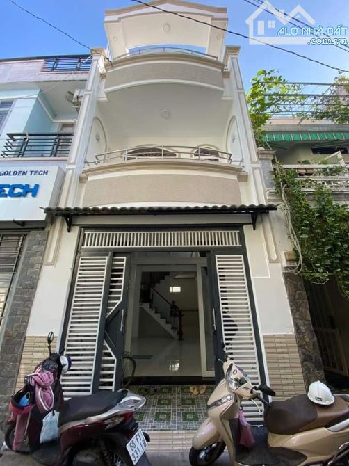 Bán nhà hẻm xe hơi đường Bàu Cát, P12 Tân Bình. DT 4x21m, giá 10 tỷ thương lượng