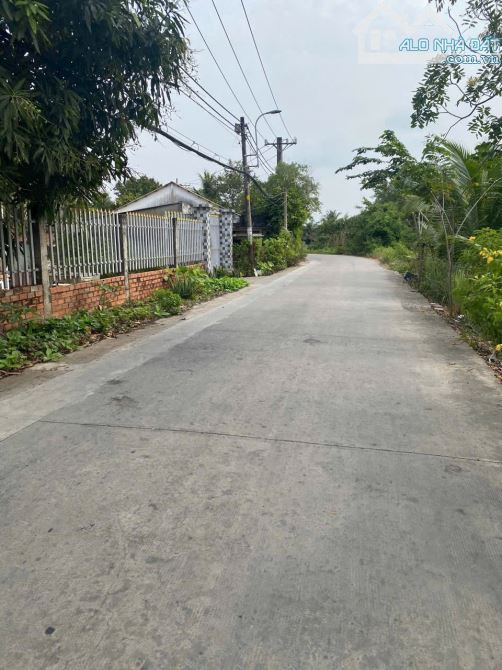 CẦN BÁN LÔ ĐẤT VƯỜN 663m2 MẶT TIỀN ĐƯỜNG GIAO THÔNG HÀO TÂN QUÝ TÂY BÌNH CHÁNH