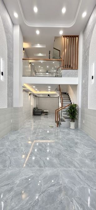 NHÀ MỚI THIẾT KẾ ĐẸP 5 TẦNG 4PN 5WC HẺM XE HƠI NGAY LÊ VĂN QUỚI NHỈNH 6₫