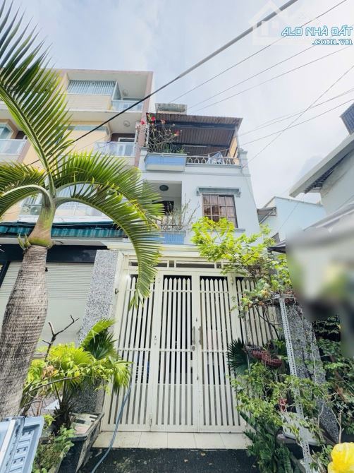 HIẾM QUẬN 8 Ô TÔ NGỦ NHÀ 4x14M ĐƯỜNG NHỰA 10M GẦN CÔNG VIÊN TƯƠNG LAI RA MẶT TIỀN 7.xT