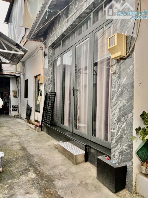 Nhà 2 tầng DT:42m2 Phạm Hữu Lầu P. Phú Mỹ q7 chỉ nhĩnh 3 Đồng
