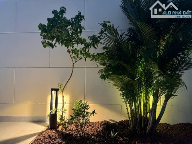 Bán biệt thự Mỹ Gia gói 7 đường 27m giá chỉ 15 tỉ rẻ nhất khu