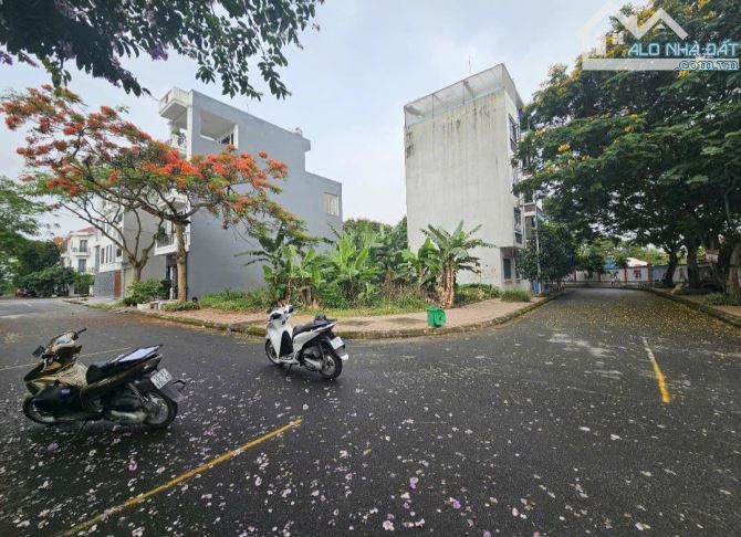 Bán lô đất đầu tư khu phân lô An Trì, Hồng Bàng DT: 60m Mt: 4m Giá: 2 tỷ 250 triệu Ms Minh