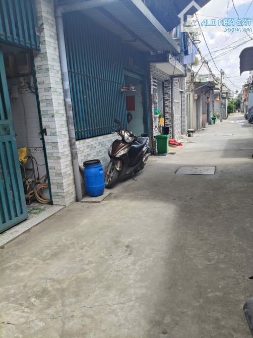 NGỘP Đất thổ cư ngon giá rẻ đường TL15, phường THẠNH LỘC, Q12, dt 81,5m²(4x21). Hẻm 6m