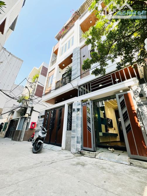 Nhà 4 tầng kiệt Hoàng Diệu Full Nội Thất cách đường chính 50m