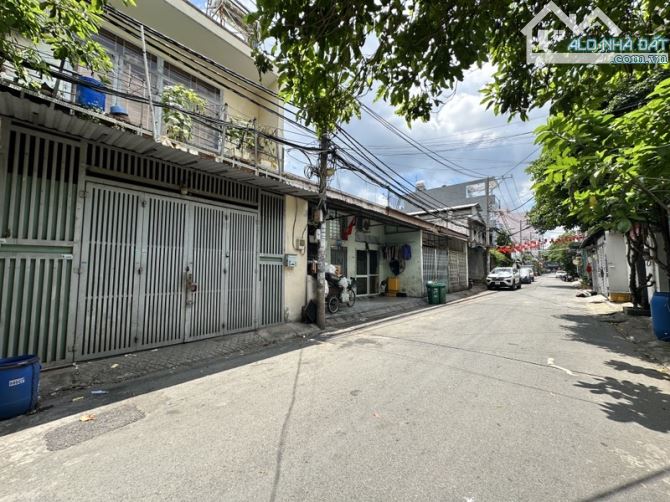 NHÀ 2 TẦNG 132m2 -Ngang 6m- ĐƯỜNG 8M THÔNG - LÊ VĂN QUỚI