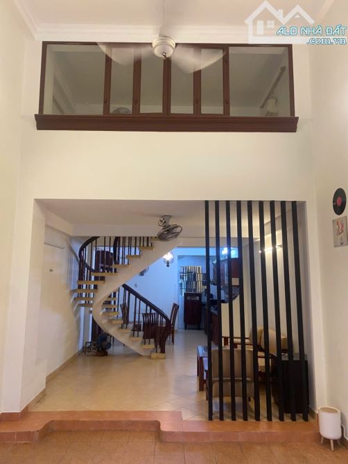 Bán nhà HXH đường Lê Văn Sỹ Q3 dt( 4 x 14.7m) giá 13 tỷ