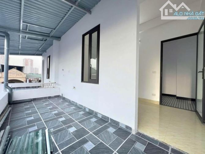 NHÀ 5 TẦNG 39M2 - MẶT TIỀN 4.8M - 2 THOÁNG TRƯỚC SAU - NỘI THẤT FULL - MINH KHAI - HAI BÀ