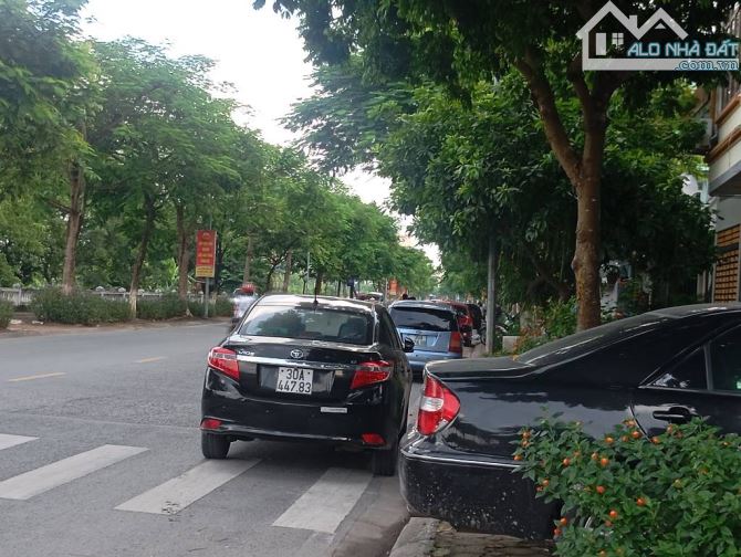 BÁN NHÀ CẤP 4 PHÚC LỢI - GẦN CHỢ - TRƯỜNG CÁC CẤP  GIÁ 4,95 tỷ